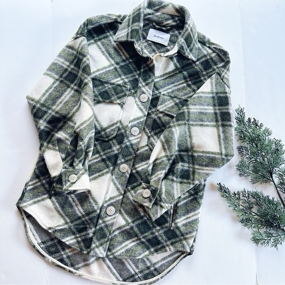 Stradivarius Plaid Green Shacket Jacket Coat - Picture 1 of 9